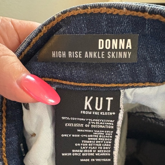 Kut from the Kloth Donna High Rise Ankle Skinny Jeans/ Size 2 - Picture 6 of 6